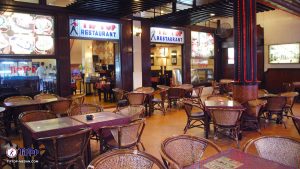 restoran romantis di Kota Medan, Bagian indoor Restoran Tip Top