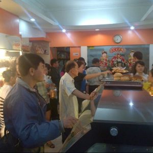 toko roti terkenal di kota Medan, Polo Bakery