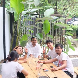 cafe asyik di Bogor, Maraca Books And Coffee