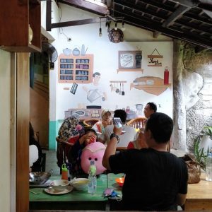Warung Gumbira, tempat nongkrong hits di Bogor