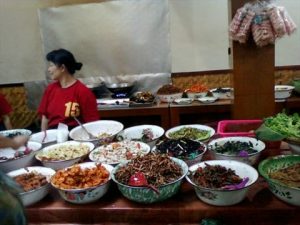 Kuliner Murah Meriah di Bandung, Nasi Bancakan Mang Banar dan Bi Oom