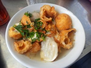 Kuliner Murah Meriah di Bandung, Bakso Cuanki Serayu