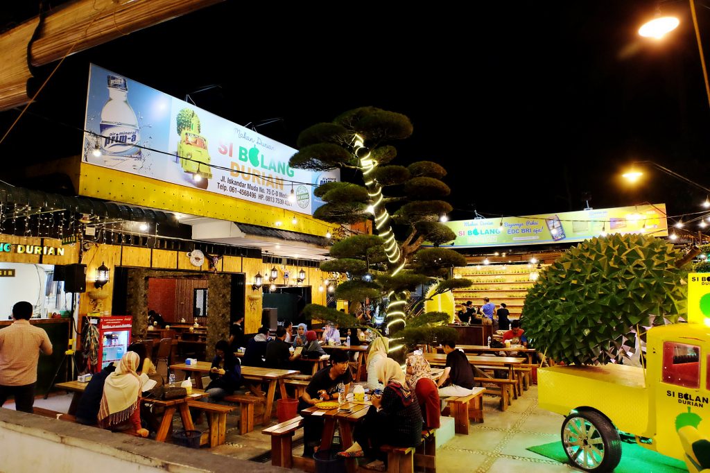 tempat makan durian enak di Medan, Si Bolang Durian, Anakkota