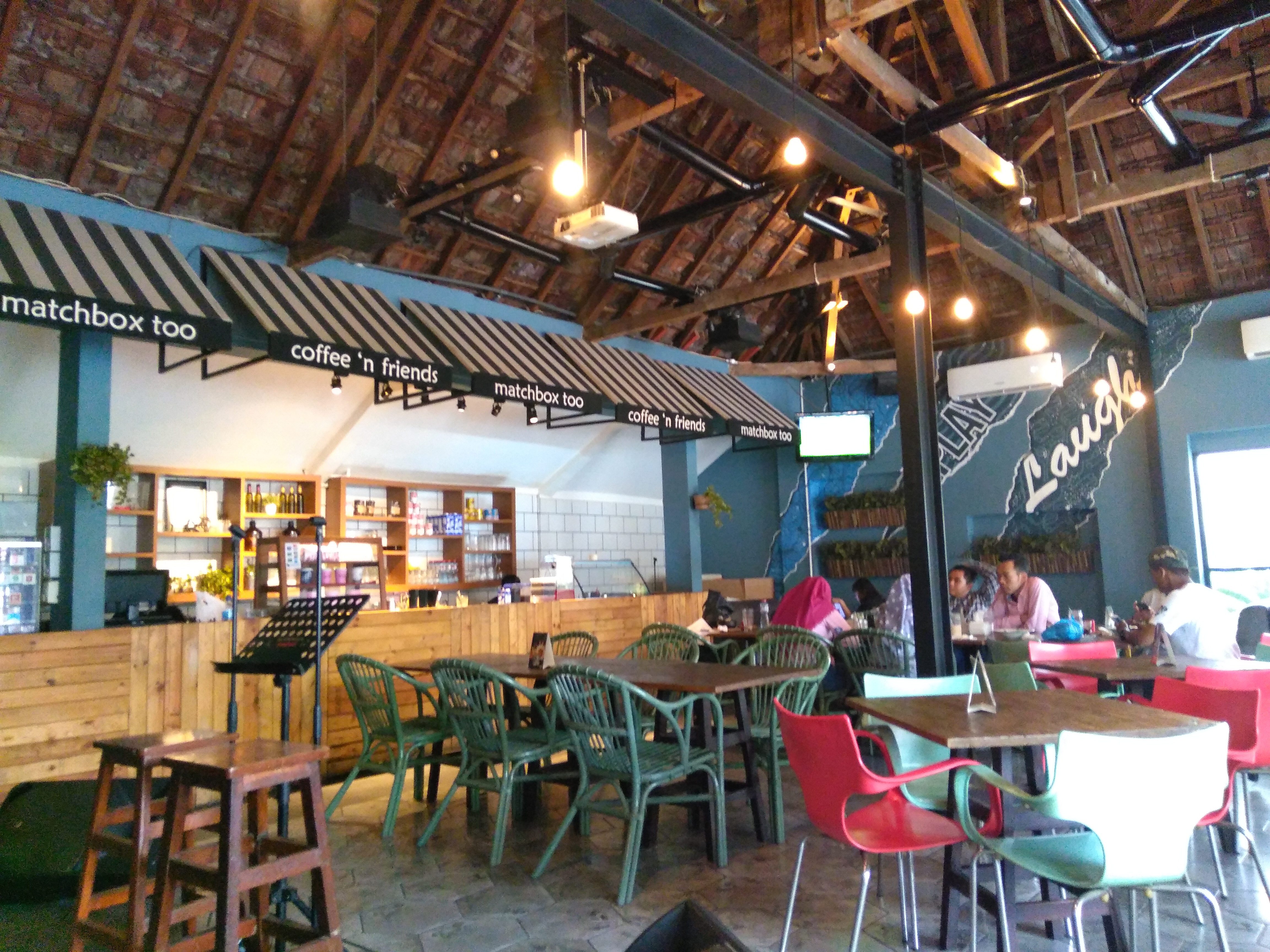 5 Cafe Dengan Live Music Di Surabaya Ini Bikin Kamu Gak Mau Pulang