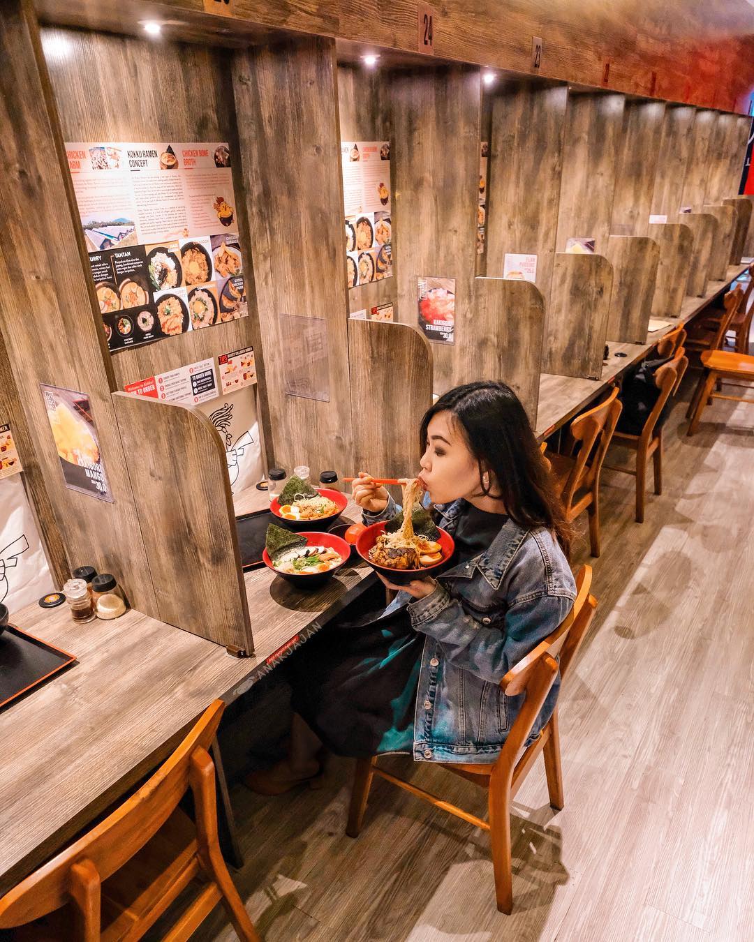 Kokku Ramen, Restoran Jepang Di Jakarta Yang Mirip Di Negeri Sakura