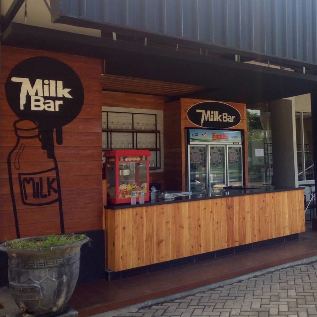 tempat nongkrong di Malang, Milkindo Milk Bar, anakkota.com